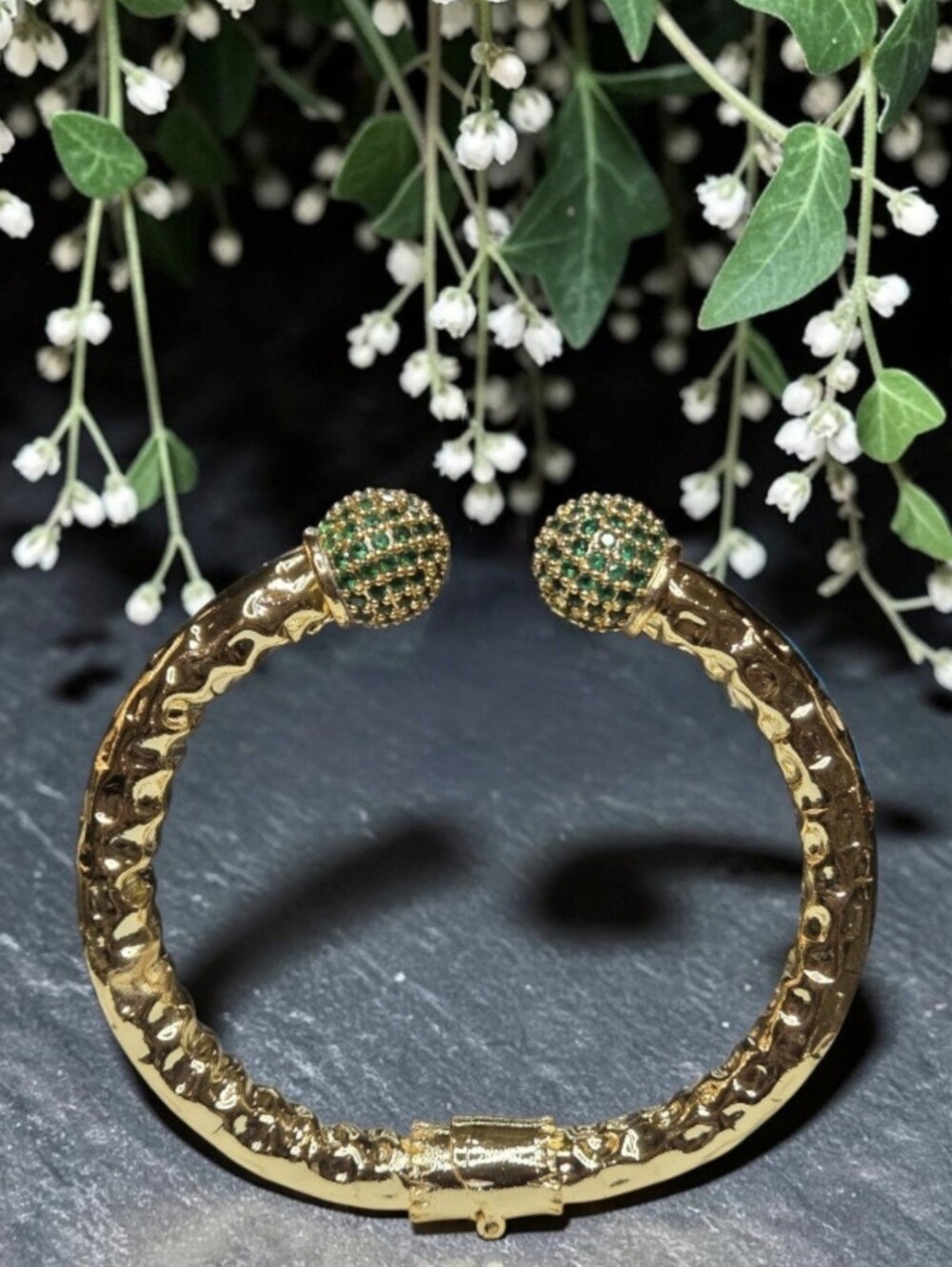 18k Gold Plated Artisan Chunky Hammered Emerald Quartz Crystal Hinged Bracelet